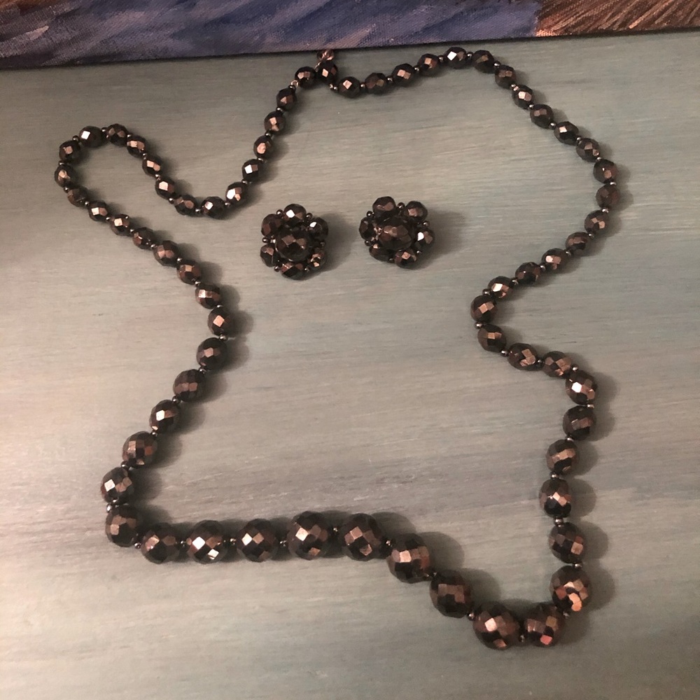 Sparkly Faceted Set